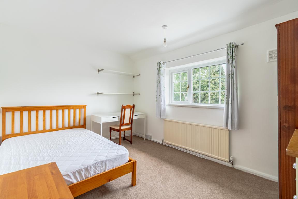 Garendon Road property image