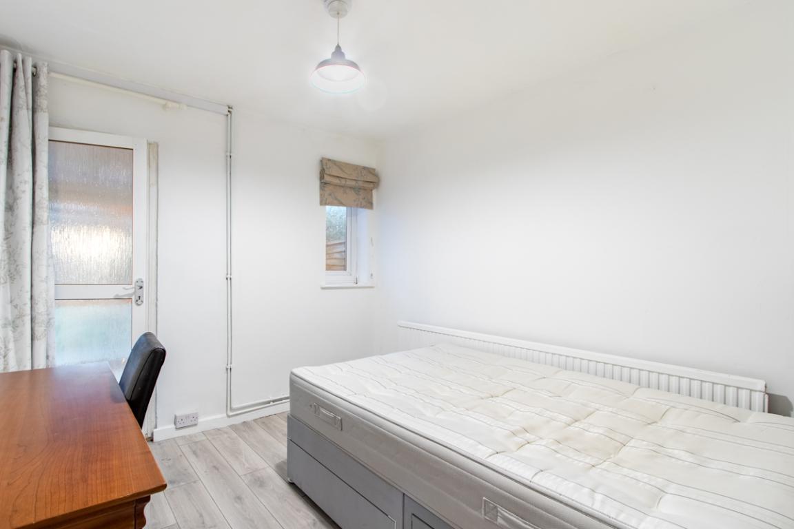 Manor Drive property image