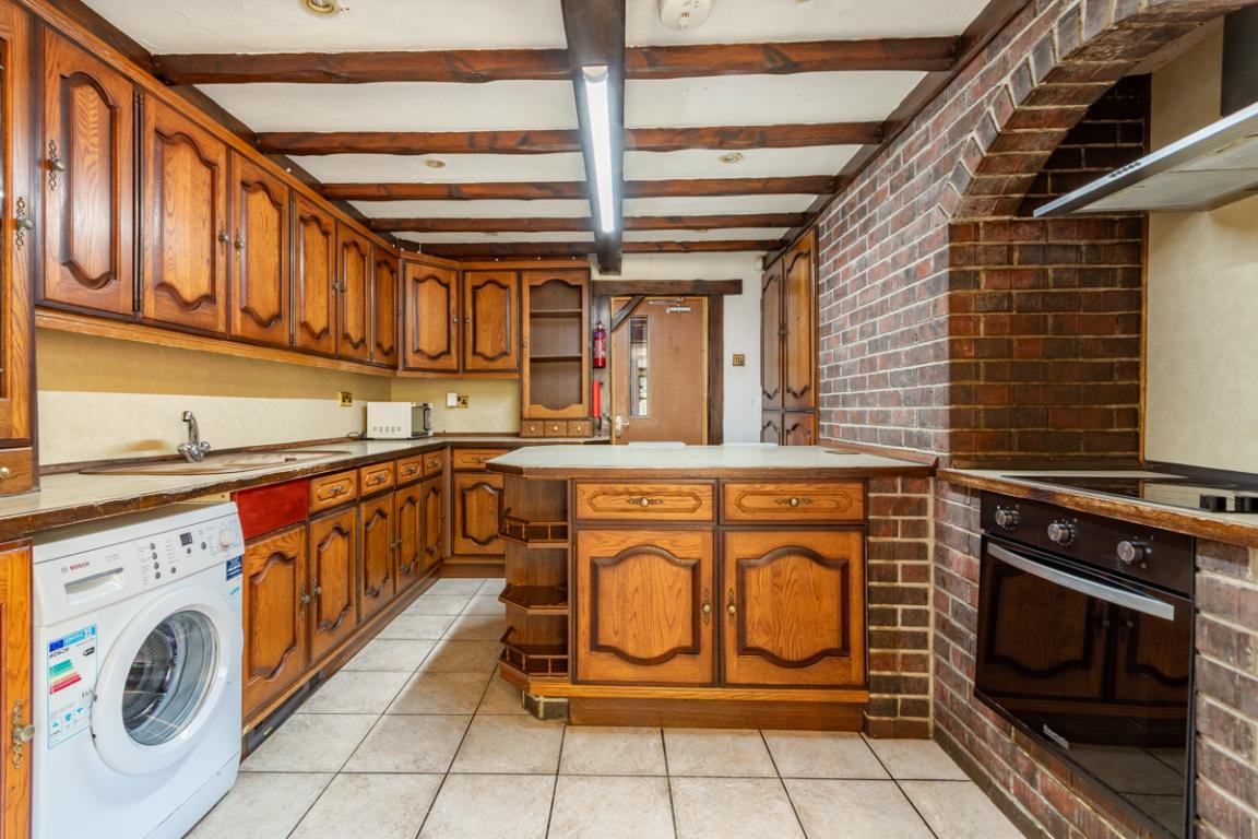 Garendon Road property image