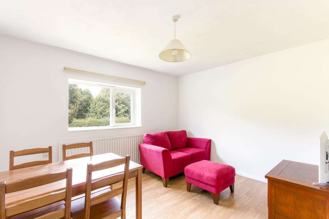 Old Ashby Road property image