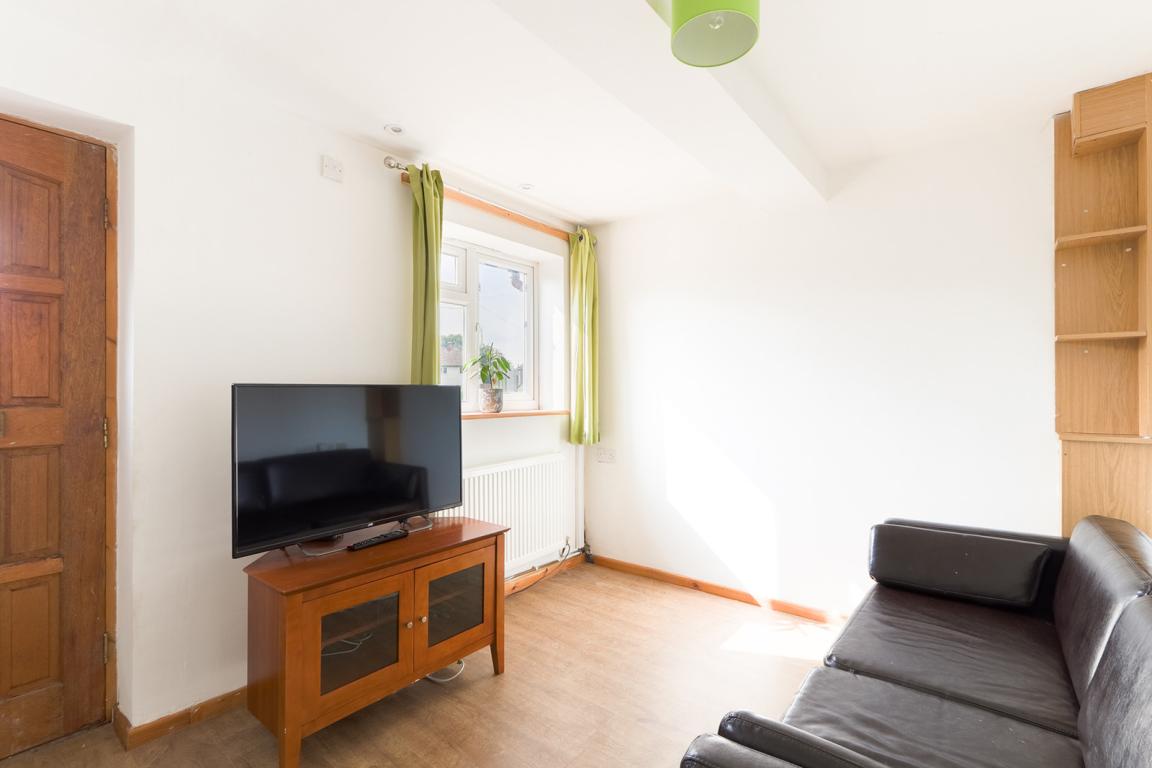 Alan Moss Road property image