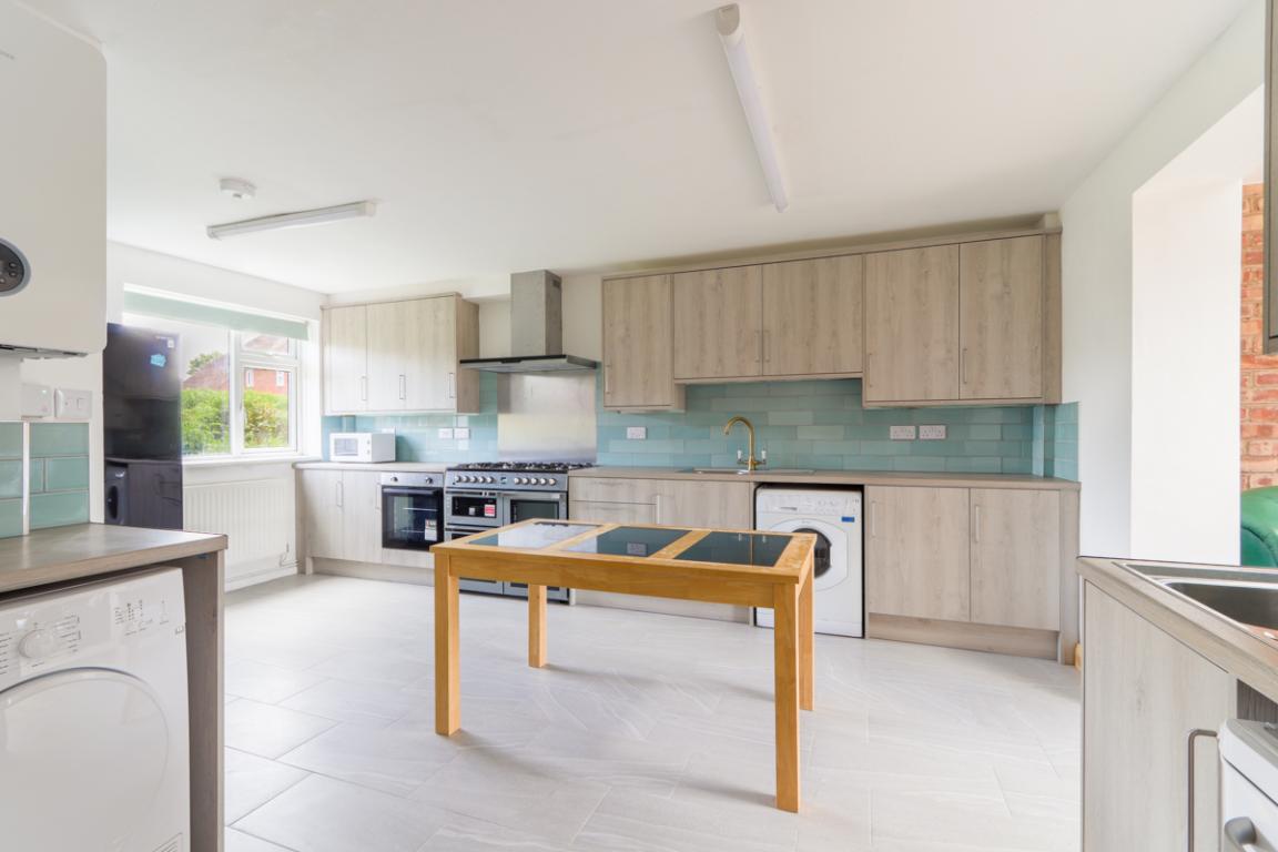 Tennyson Road property image