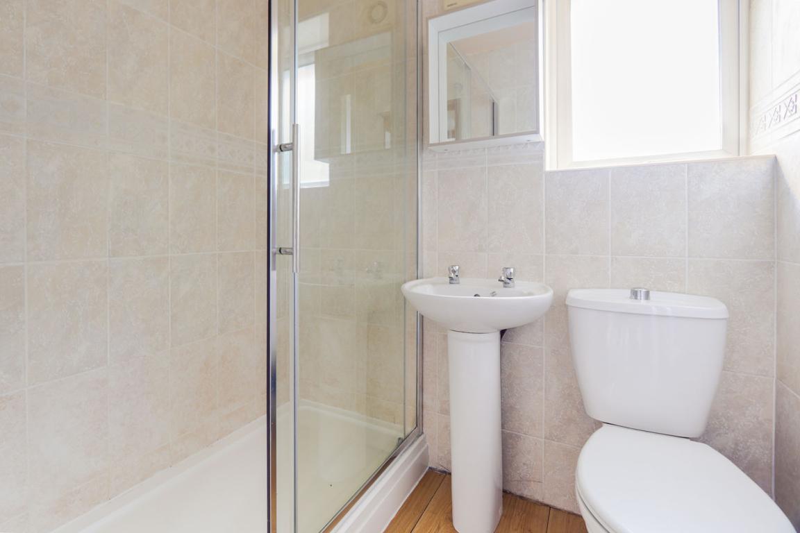 Old Ashby Road property image