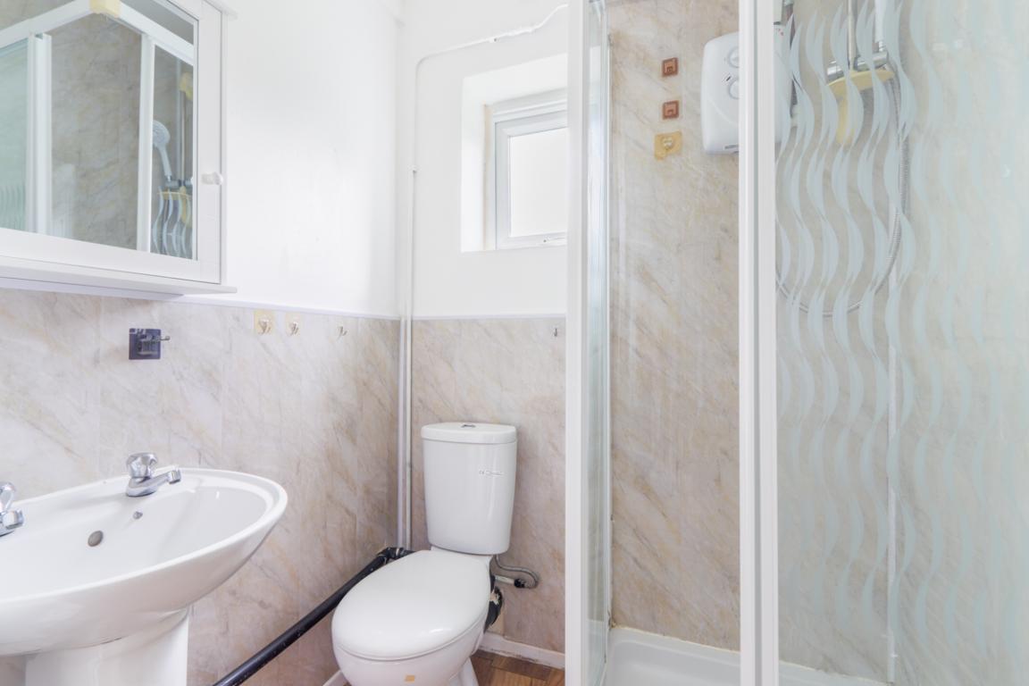 Old Ashby Road property image