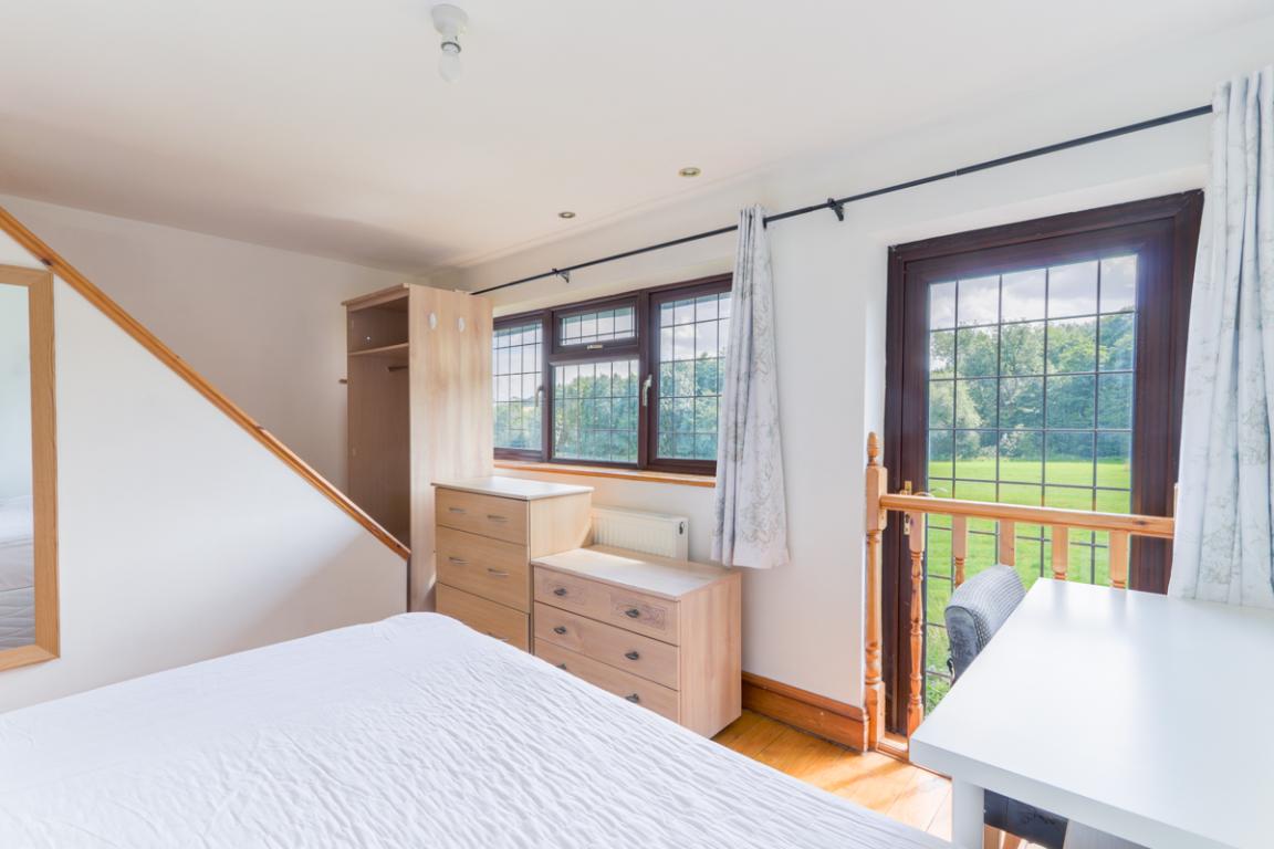 Nanpantan Road property image