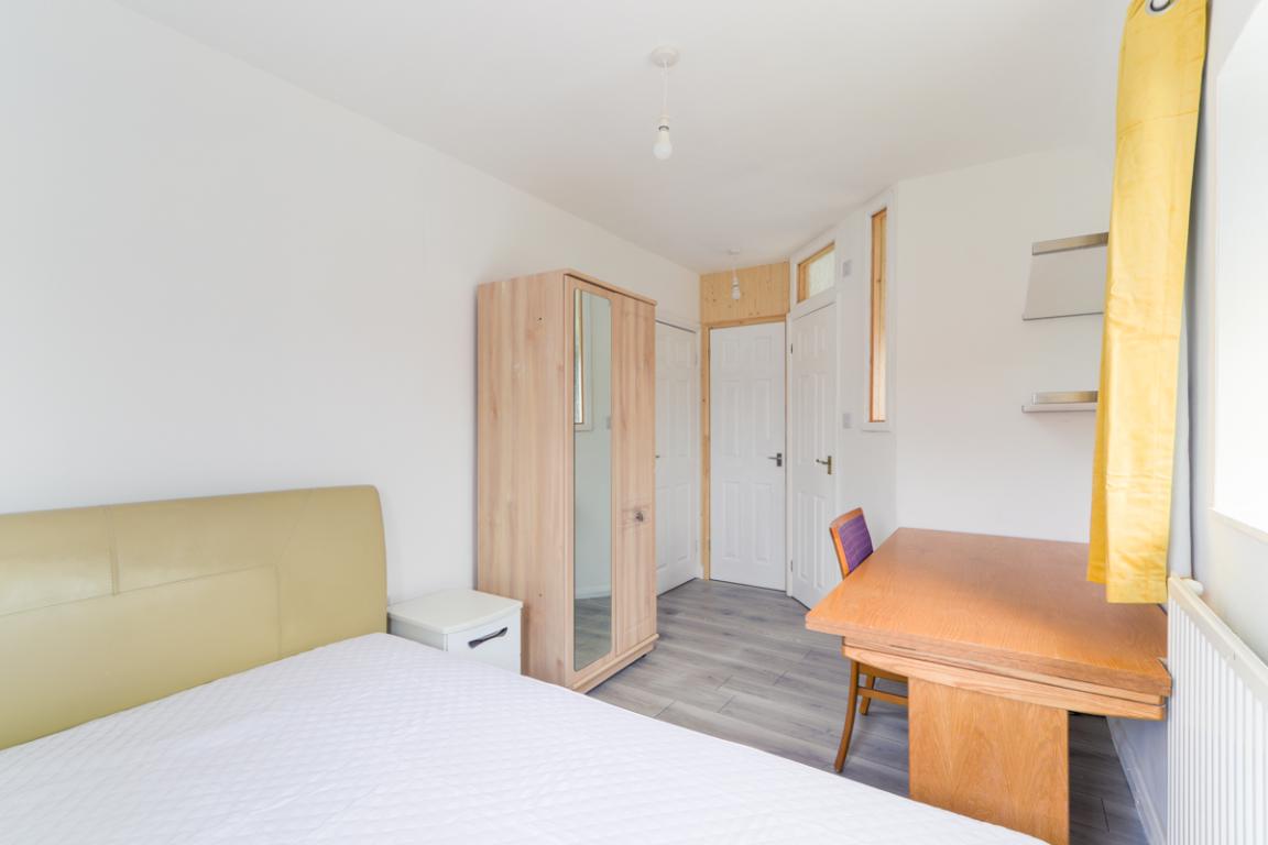 Tennyson Road property image