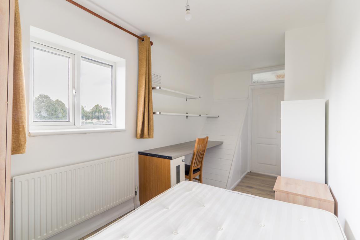 Tennyson Road property image