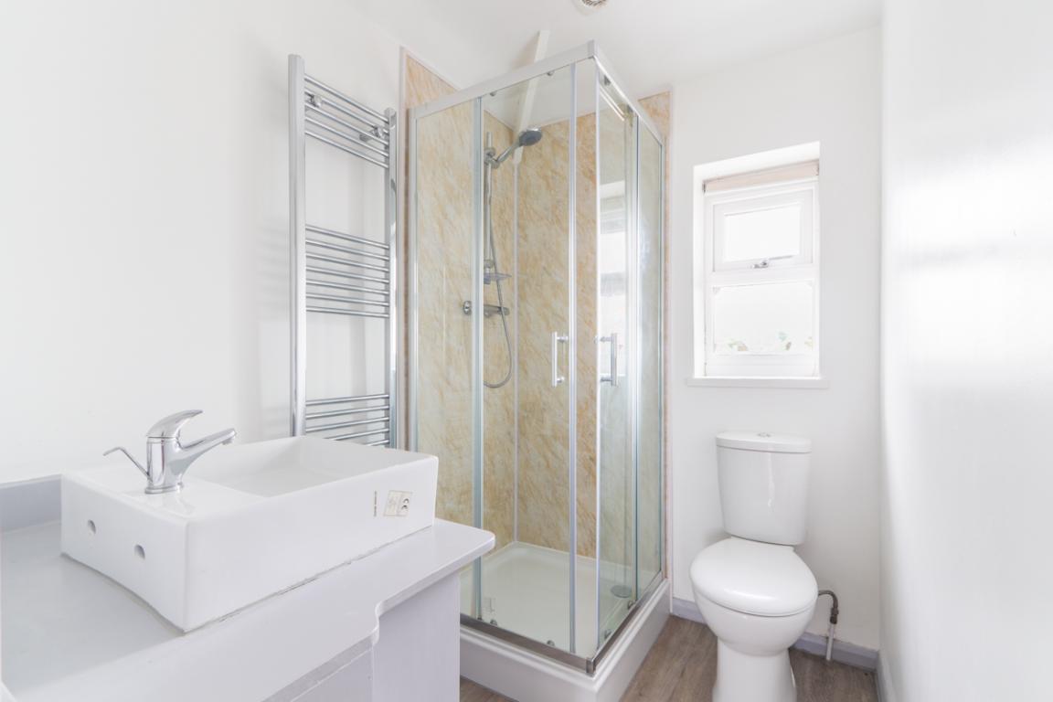 Garendon Road property image