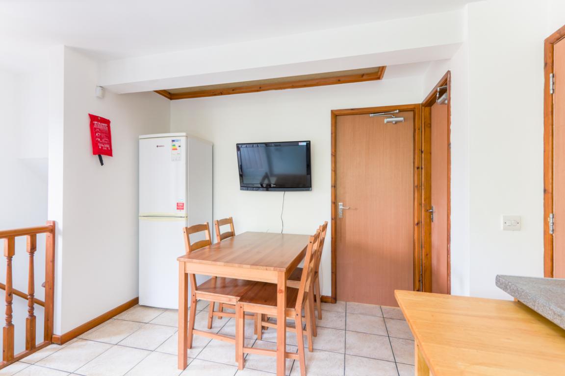 Garendon Road property image