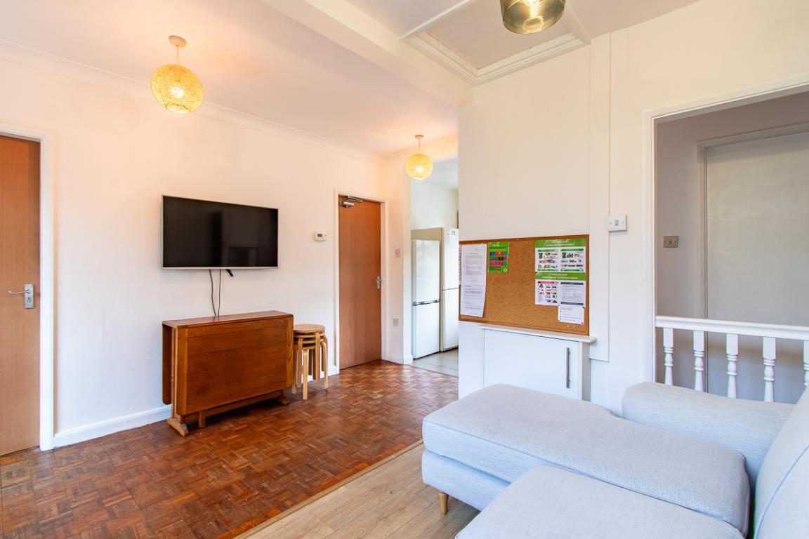 Garendon Green property image