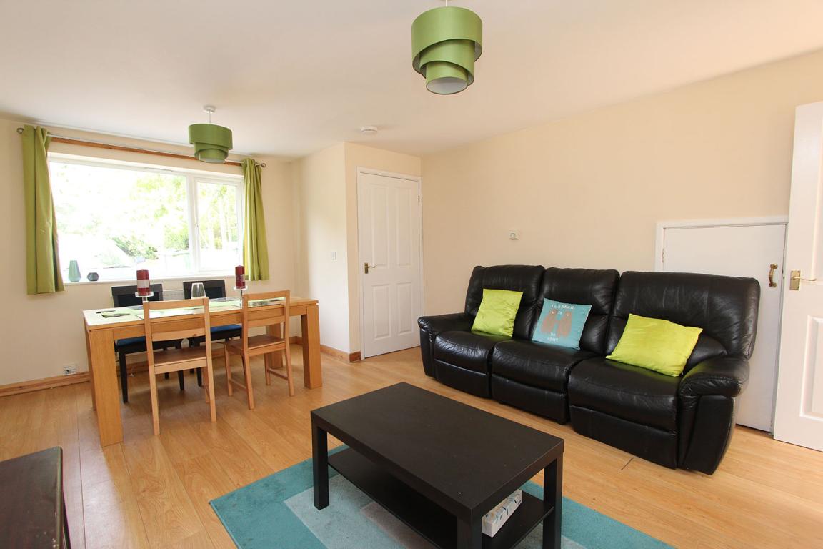 Old Ashby Road property image