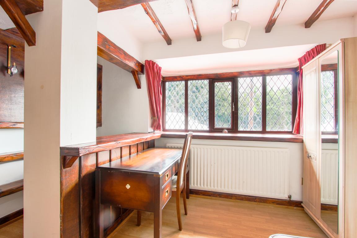 Garendon Road property image