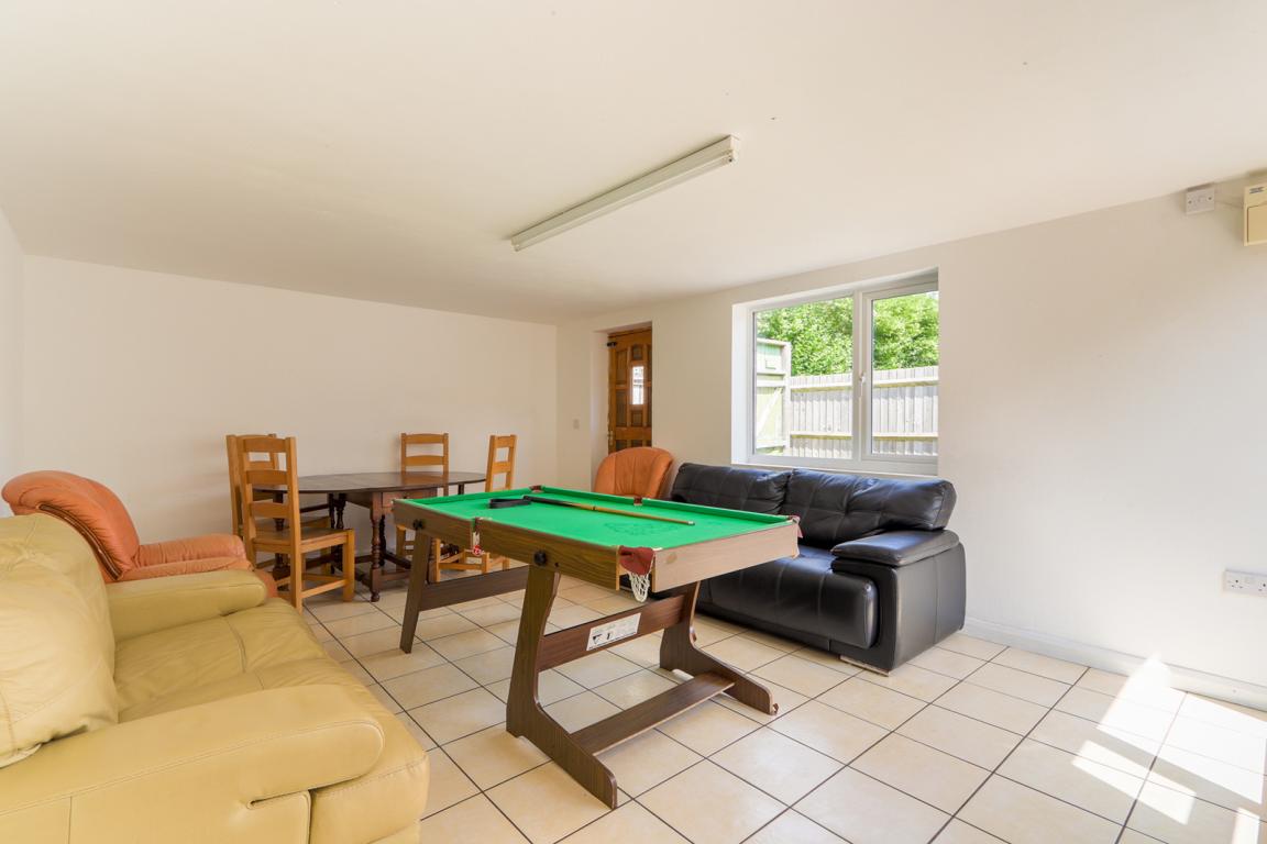 Garendon Road property image