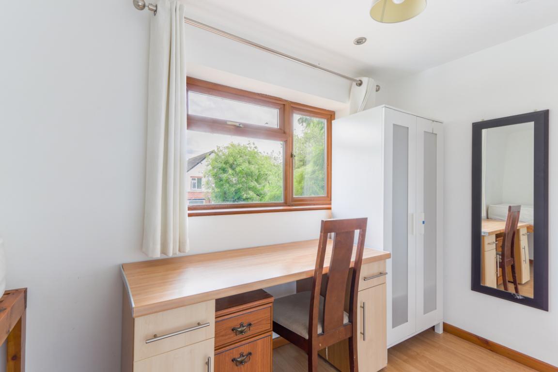 Garendon Road property image