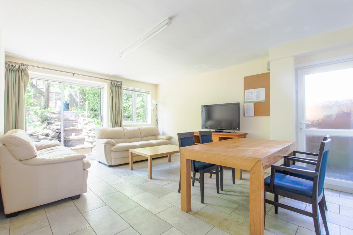 Blackbrook Road property image