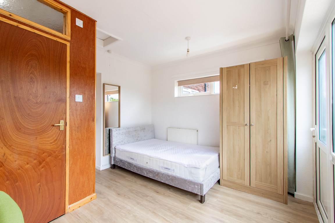 Atherstone Road property image