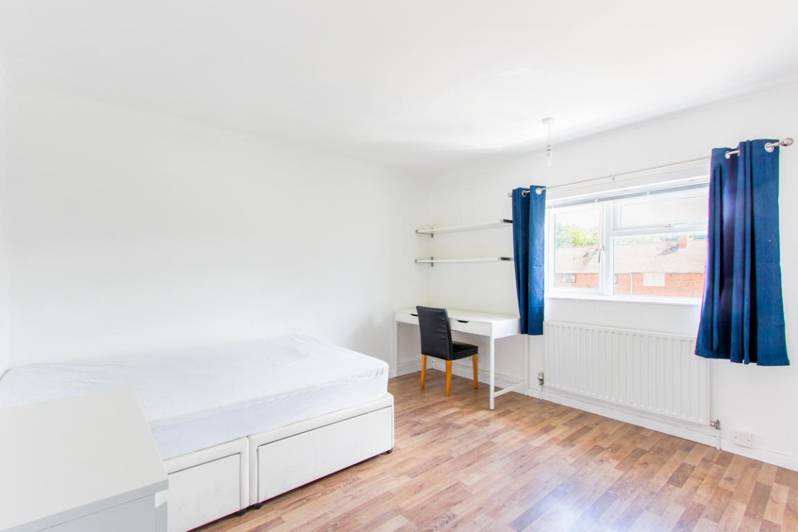 Blackbrook Road property image