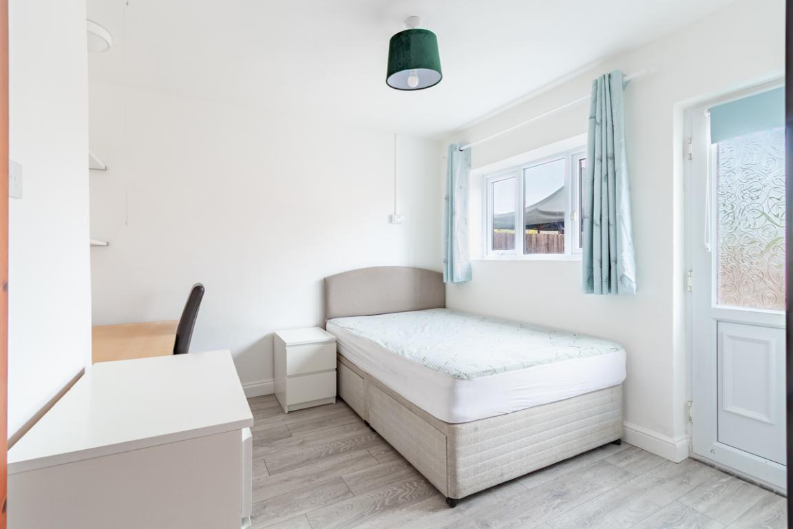 Blackbrook Road property image