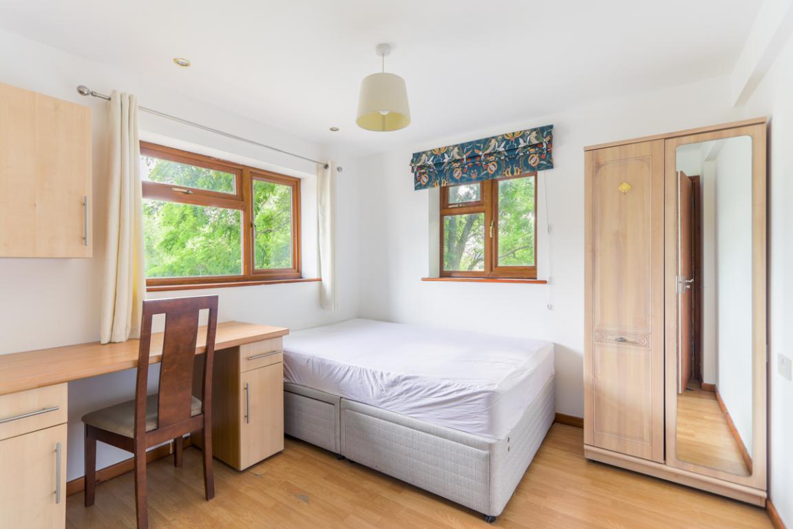 Garendon Road property image