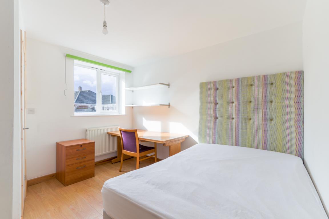 Tennyson Road property image