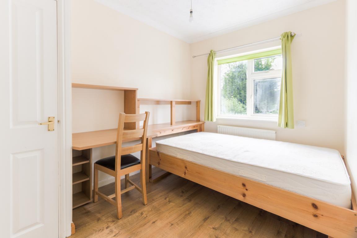 Garendon Road property image