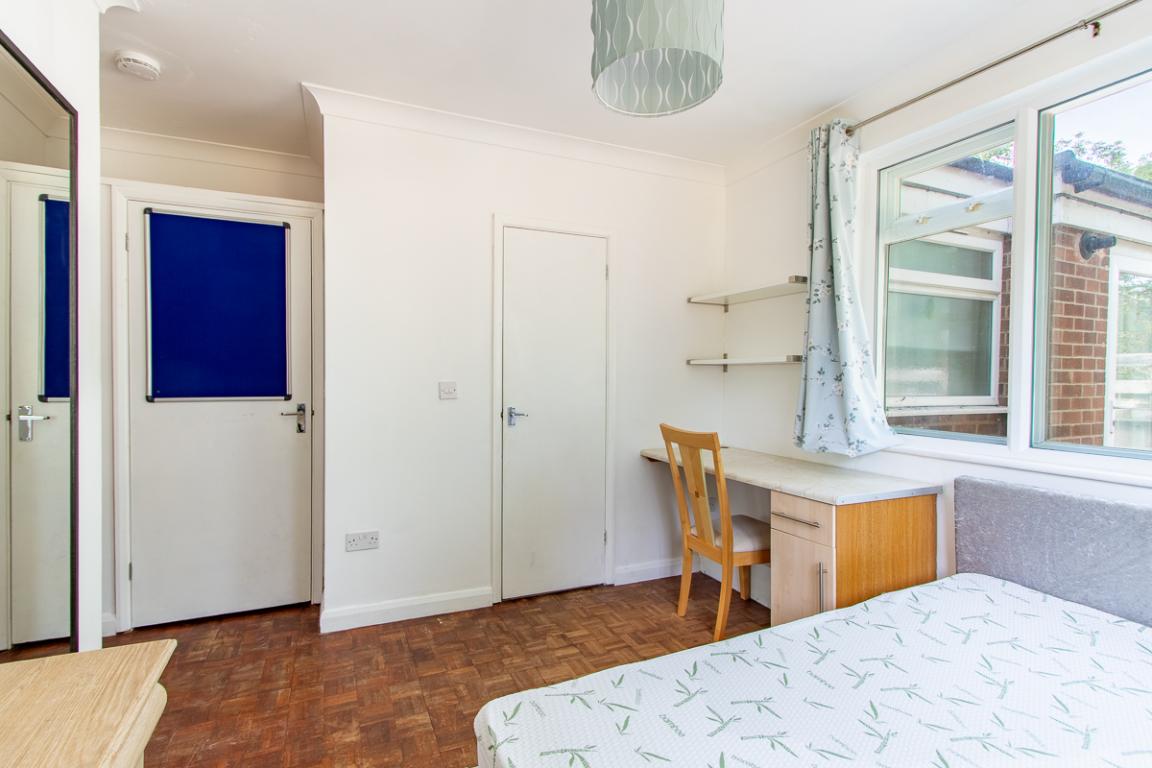 Garendon Green property image