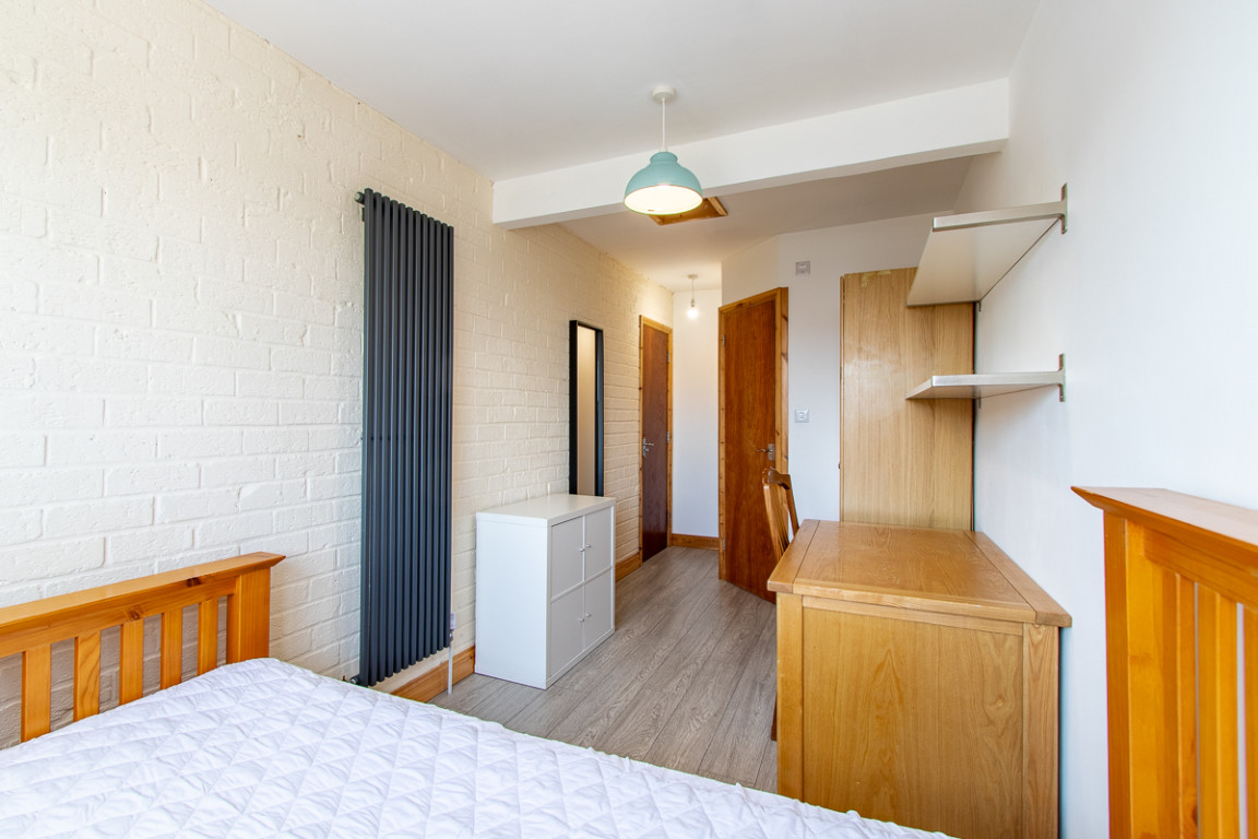 Coniston Crescent property image