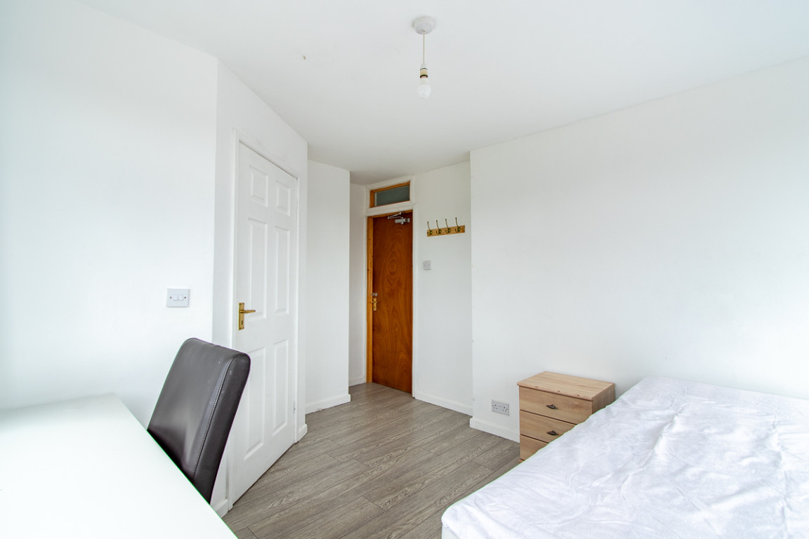 Atherstone Road property image