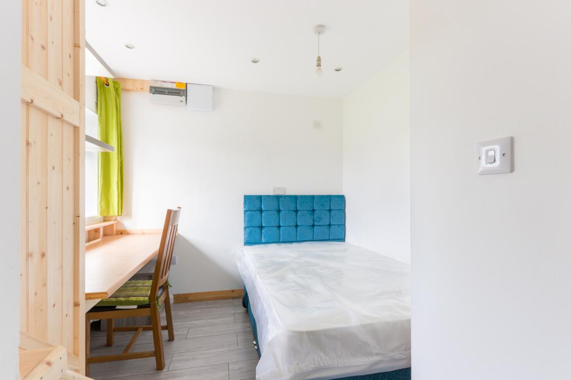 Alan Moss Road property image