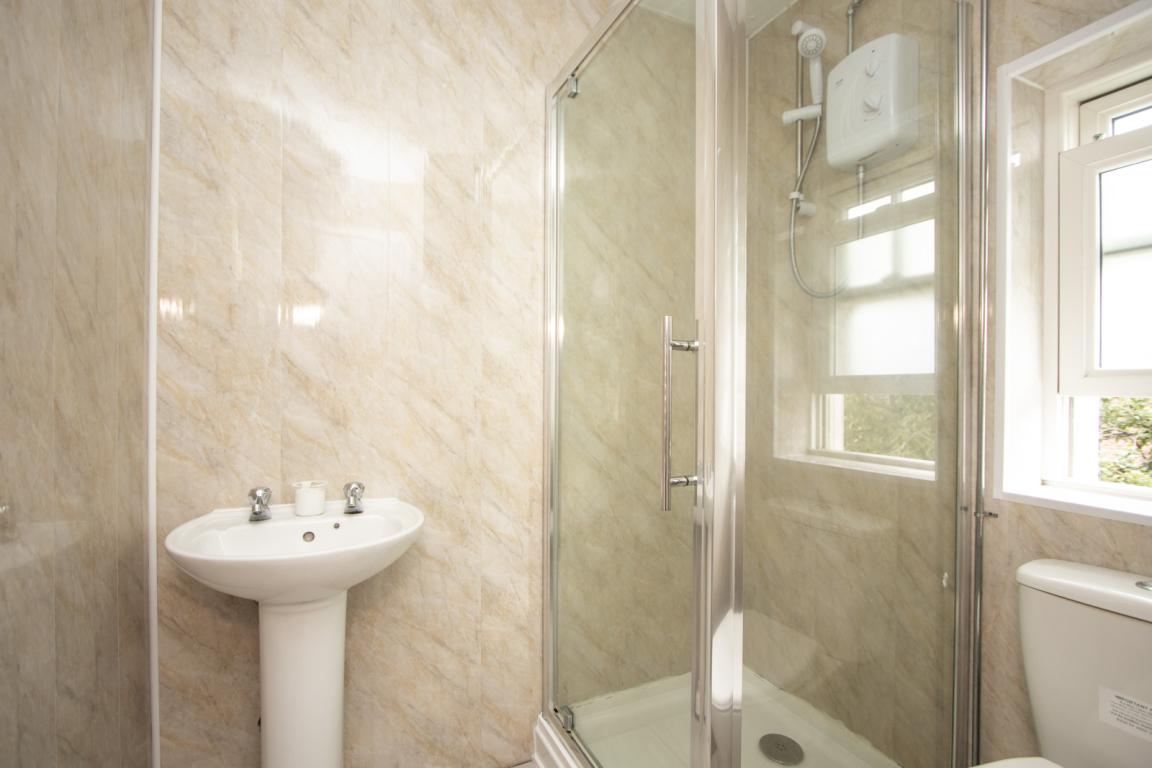 Old Ashby Road property image