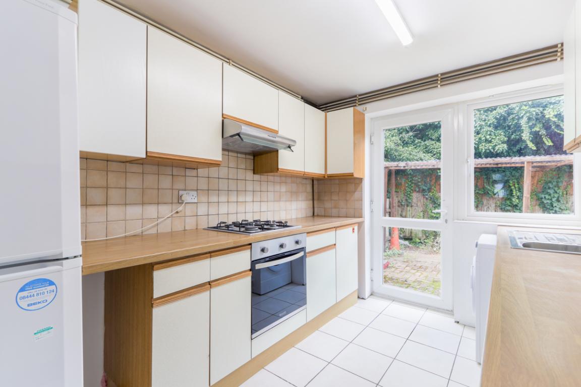 Garendon Road property image