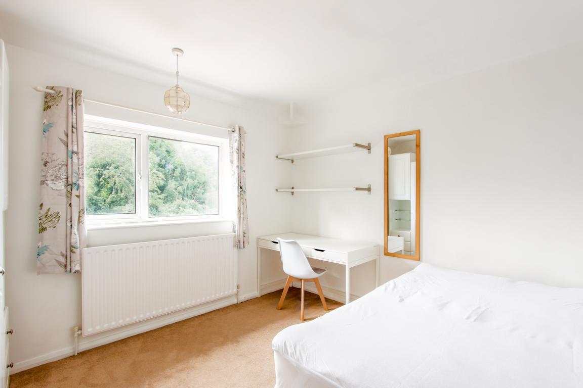 Garendon Road property image